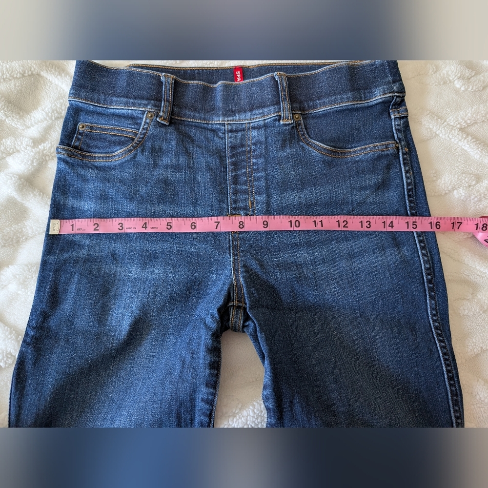Spanx Women's Skinny Jeans, Pull On High Rise, Petite Medium - Picture 5 of 9